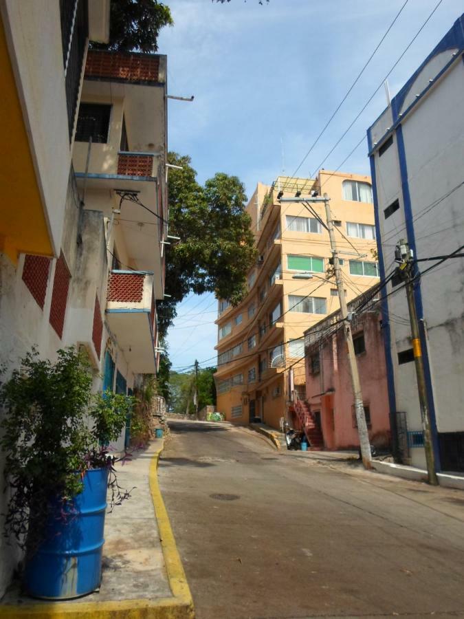 Casa De Huespedes Santa Fe Acapulco Hotel Eksteriør billede